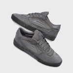 Lakai Cambridge Skate Shoe in Charcoal Suede – Vulcanized with PARA-MOUNT™ Outsole